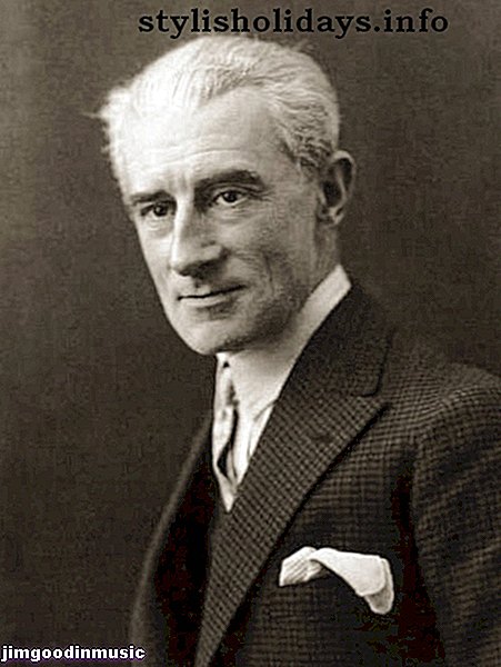 두 번째 부분.  전시회에서 Ravel의 사진 : 두 세트의 귀로 들어야하는 이유